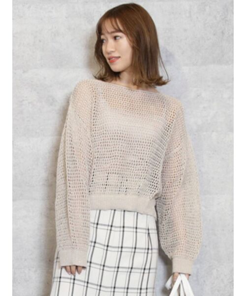 dazzlin（ダズリン）の「ラメ混メッシュニットトップス（ニット/セーター・レディース・アイボリー/チャコールグレー/ブラウン/ベージュ・FREE）」の4枚目の写真