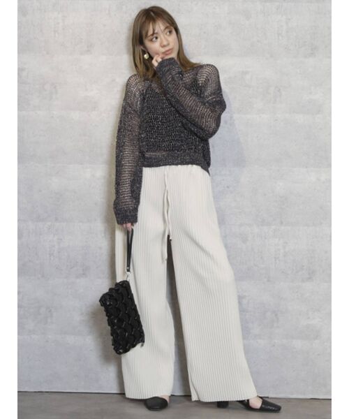 dazzlin（ダズリン）の「ラメ混メッシュニットトップス（ニット/セーター・レディース・アイボリー/チャコールグレー/ブラウン/ベージュ・FREE）」の10枚目の写真