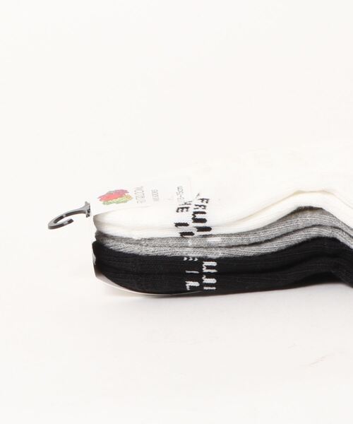 FRUIT OF THE LOOM（フルーツオブザルーム）の「【FRUIT OF THE LOOM】【KIDS】クォーター丈刺繍３Pソックス（ソックス/靴下・キッズ・マルチ・16cm-18cm/13cm-15cm）」の2枚目の写真