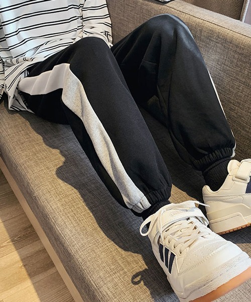 neos(ネオス)の「【neos -addictive design-】ルーズシルエット 切替ライン スウェットパンツ(スウェットパンツ・メンズ・グレー/ホワイト/ブラック・X-LARGE/LARGE/MEDIUM)」の13枚目の写真