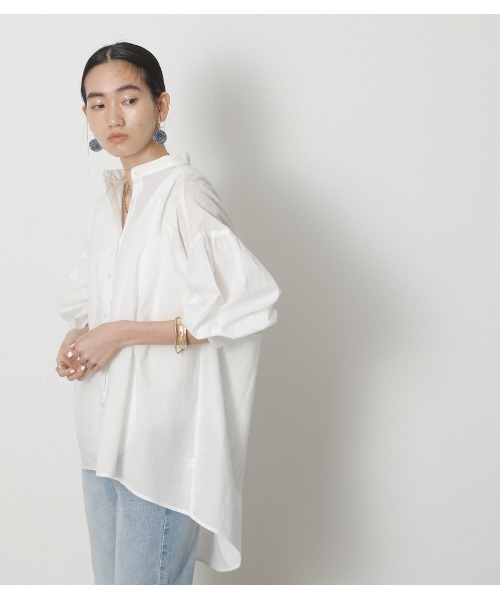 crie conforto(クリーコンフォルト)の「後ろギャザーボリュームブラウス(シャツ/ブラウス・レディース・ブラック/オフホワイト・FREE)」の2枚目の写真