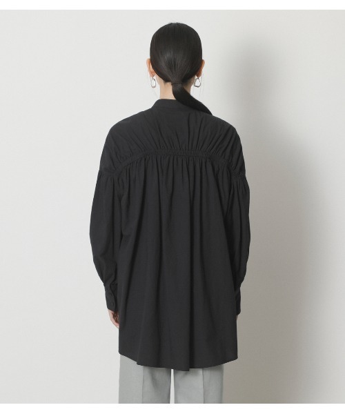 crie conforto(クリーコンフォルト)の「後ろギャザーボリュームブラウス(シャツ/ブラウス・レディース・ブラック/オフホワイト・FREE)」の11枚目の写真