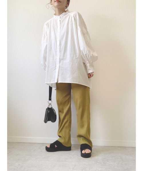 crie conforto(クリーコンフォルト)の「後ろギャザーボリュームブラウス(シャツ/ブラウス・レディース・ブラック/オフホワイト・FREE)」の21枚目の写真