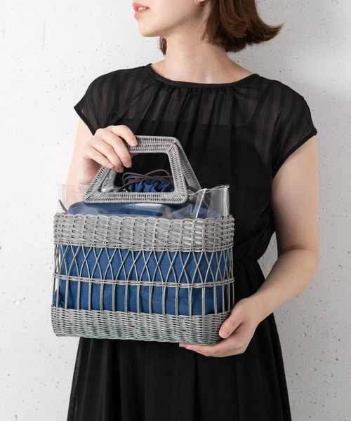 URBAN RESEARCH ROSSO（アーバンリサーチロッソ）の「ラタン×PVC コンビバッグ∴（かごバッグ・レディース・イエロー/ブルー・ONE）」の2枚目の写真