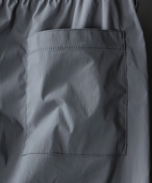 SITRY（シトリー）の「ドレープストレッチ レギュラーカラーシャツ＆テーパードパンツ セットアップ（セットアップ・メンズ・ライトグレー/ブラック/ネイビー/カーキ/グレー・LL/M/L）」の15枚目の写真