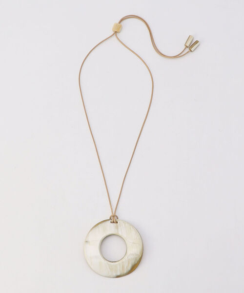 NOLLEY’S（ノーリーズ）の「【SOYANG /ソーヤング】ホーンリングネックレス（ネックレス・レディース・ブラック/ベージュ・FREE）」の3枚目の写真