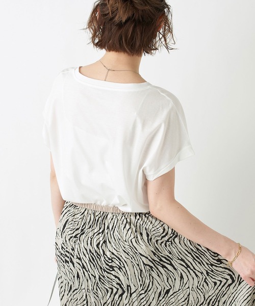 RIVE DROITE（リヴドロワ）の「何枚でも揃えたくなる　リヨセルコットンVネックカットソー＜BASIC＞（Tシャツ/カットソー・レディース・チャコールグレー/ブラック/オフホワイト/サックスブルー/ピンク/モカ・FREE）」の10枚目の写真