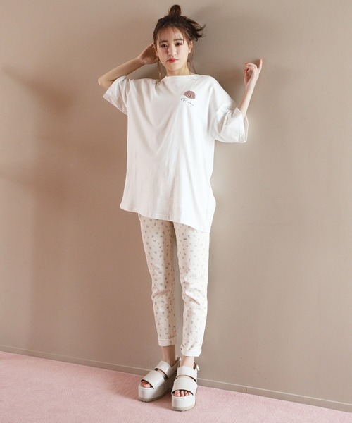 one after another NICE CLAUP(ワンアフターアナザーナイスクラップ)の「アソートビックT(Tシャツ/カットソー・レディース・ベージュ/オフホワイト/ホワイト系その他/ブラック系その他・FREE)」の15枚目の写真