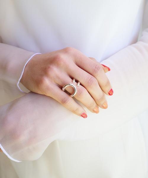 Lemme.（レム）の「【別注】Lemme for ISOLATION /Twist Earcuff  / イヤーカフ / シルバー925（イヤーカフ・レディース・シルバー・FREE）」の4枚目の写真