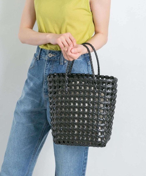 RODE SKO（ロデスコ）の「MARINA スクエアメッシュかごバッグ（かごバッグ・レディース・アイボリー/ブラック・ONE）」の2枚目の写真