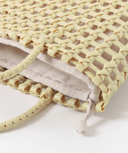 RODE SKO（ロデスコ）の「MARINA スクエアメッシュかごバッグ（かごバッグ・レディース・アイボリー/ブラック・ONE）」の13枚目の写真