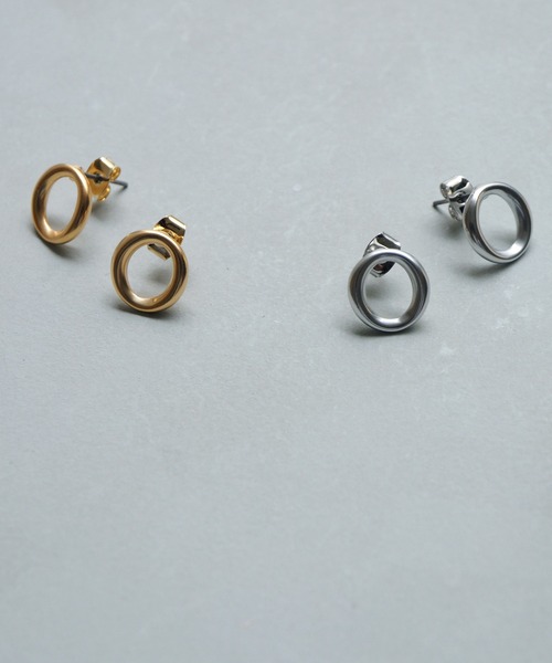 Jenny BY IMMANOEL(ジェニーバイイマノエル)の「サークルピアス(ピアス(両耳用)・レディース・シルバー/ゴールド・FREE)」の5枚目の写真