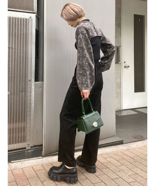 EMODA（エモダ）の「ハイウエストルーズワイドパンツ（その他パンツ・レディース・グレー/ブラック/ブラウン/カーキ・SMALL/MEDIUM）」の9枚目の写真