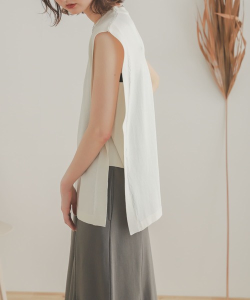 SENSE OF PLACE by URBAN RESEARCH(センスオブプレイスバイアーバンリサーチ)の「スクエアスリーブセーター(ニット/セーター・レディース・アイボリー/ブラック/ブルー/オレンジ・ONE)」の1枚目の写真