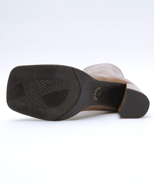 titivate(ティティベイト)の「ワイドスクエアトゥショートブーツ(ブーツ・レディース・アイボリー/ブラック/ブラウン・M/L/LL/S)」の11枚目の写真