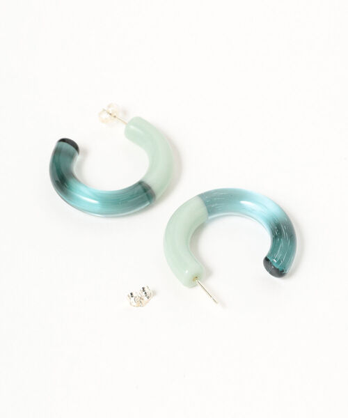 Ray BEAMS(レイビームス)の「KEANE / 2tone Hoop ピアス(ピアス(両耳用)・レディース・サックスブルー/オレンジ・ONE SIZE)」の8枚目の写真