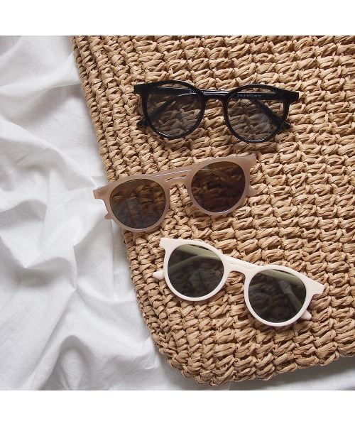 Marient（マリエント）の「Round Frame Sunglasses/サングラス（サングラス・レディース・ブラック/アイボリー・FREE）」の6枚目の写真