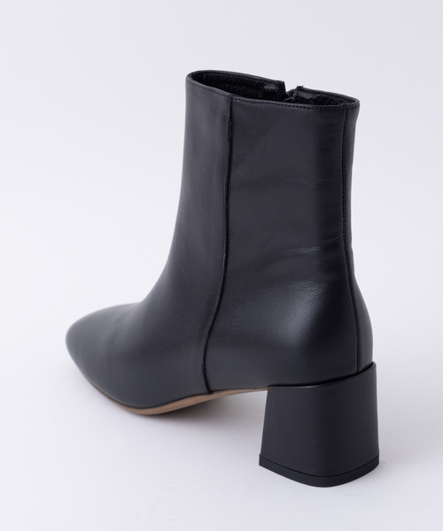 Rouge vif(ルージュヴィフ)の「【REMME】スクエアショートブーツ(ブーツ・レディース・ブラック/オフホワイト・38/39/35/36/37)」の8枚目の写真