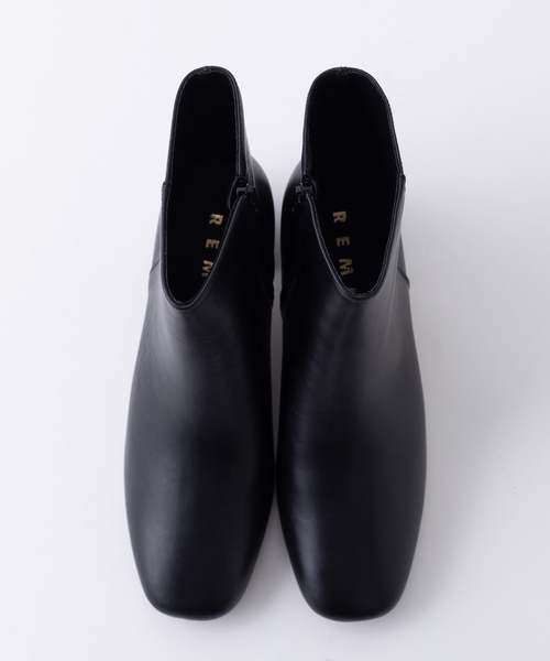 Rouge vif(ルージュヴィフ)の「【REMME】スクエアショートブーツ(ブーツ・レディース・ブラック/オフホワイト・38/39/35/36/37)」の5枚目の写真