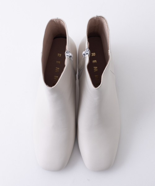 Rouge vif(ルージュヴィフ)の「【REMME】スクエアショートブーツ(ブーツ・レディース・ブラック/オフホワイト・38/39/35/36/37)」の7枚目の写真