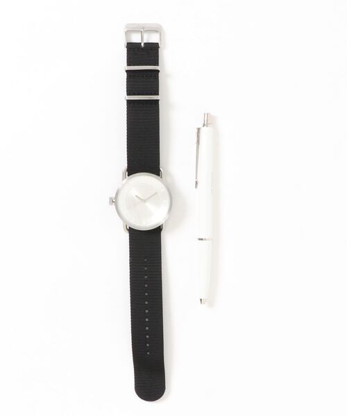 TID　Watches　（ティッド　ウォッチ　）の「「TID Watches ティッドウォッチズ」No.1 ナイロンバンド 40mm（アナログ腕時計・メンズ・シルバー×ブラック/ゴールド・FREE）」の10枚目の写真