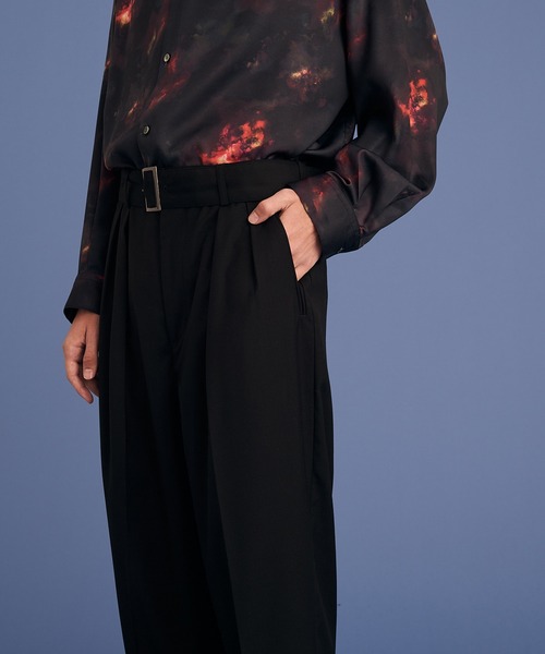 UP START（アップスタート）の「2TACK BELTED PANTS/2タックベルトパンツ（その他パンツ・メンズ・ブラック/グレー・MEDIUM/LARGE）」の8枚目の写真