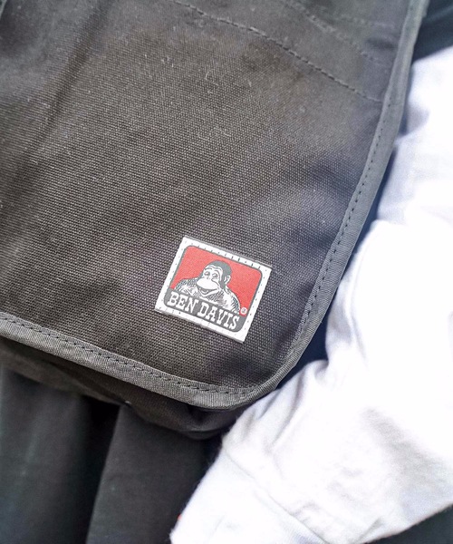 BEN DAVIS（ベンデイビス）の「【BEN DAVIS／ベンデイビス】ミニキャンバスショルダーバッグ BDW-9377（ショルダーバッグ・メンズ・ホワイト/ブラック/ブラウン/カーキ・FREE）」の9枚目の写真