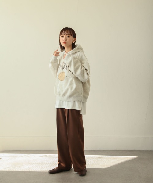 Chillfar（チルファー）の「アソートロゴプリント裏起毛ビッグシルエットプルパーカー（パーカー・レディース・ダークグリーン/ベージュ/ネイビー/カーキ/オートミール/アイボリー系・MEDIUM/LARGE）」の20枚目の写真