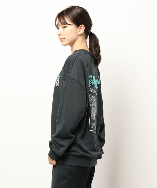 Right-on（ライトオン）の「「Kelloggs」サガラクルーネックトレーナー（スウェット・レディース・ベージュ/ダークグレー・M/L/XL）」の4枚目の写真