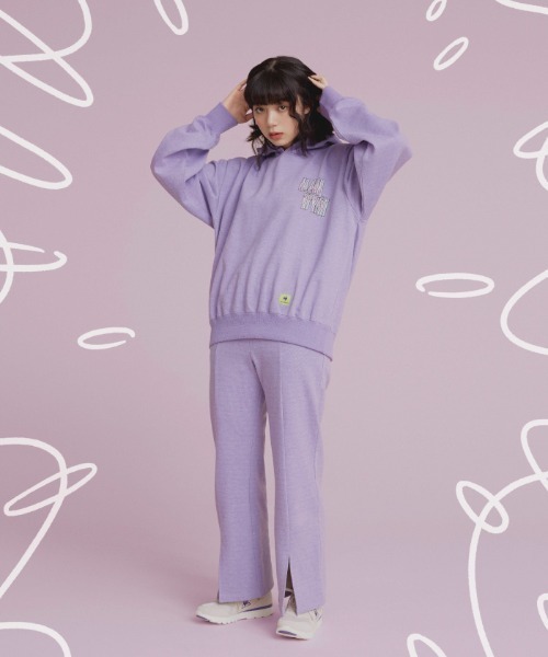 le coq sportif(ルコックスポルティフ)の「【池田エライザコラボ】LA セーヌ II ワイド EZ / LA SEINE II WIDE EZ シューズ スニーカー 靴 スポーツウェア(スニーカー・レディース・パープル/ベージュ・23.0cm/25.0cm/23.5cm/24.0cm/22.5cm/24.5cm)」の13枚目の写真
