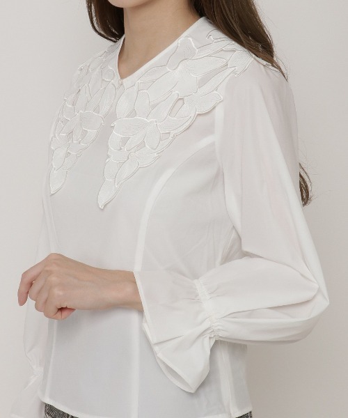 WILLSELECTION（ウィルセレクション）の「カットワーク付け襟ブラウス 