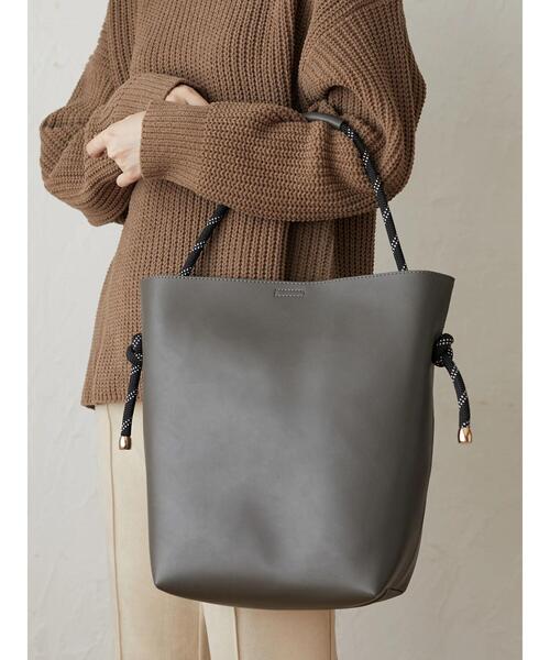 Green Parks(グリーンパークス)の「・コードハンドルビッグトート*(トートバッグ・レディース・グレー/ベージュ/ライトグレー・FREE)」の13枚目の写真