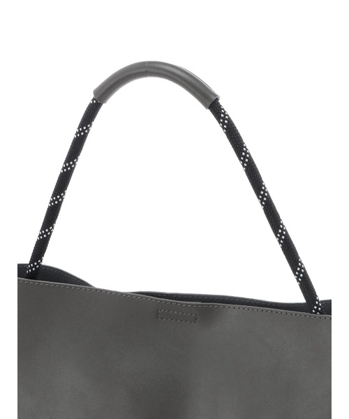 Green Parks(グリーンパークス)の「・コードハンドルビッグトート*(トートバッグ・レディース・グレー/ベージュ/ライトグレー・FREE)」の6枚目の写真