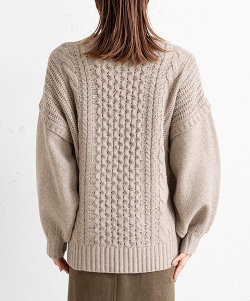 prose verse（プロズヴェール）の「袖切替ケーブル編みニット（ニット/セーター・レディース・ベージュ/ブラウン/グリーン・MEDIUM）」の7枚目の写真