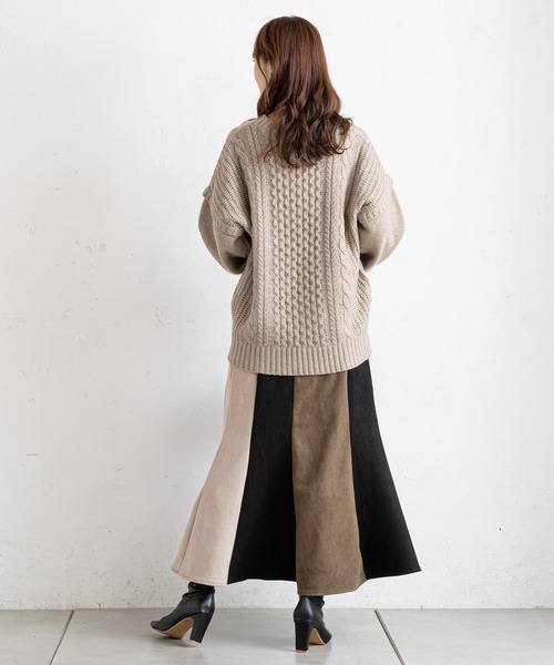 prose verse（プロズヴェール）の「袖切替ケーブル編みニット（ニット/セーター・レディース・ベージュ/ブラウン/グリーン・MEDIUM）」の21枚目の写真