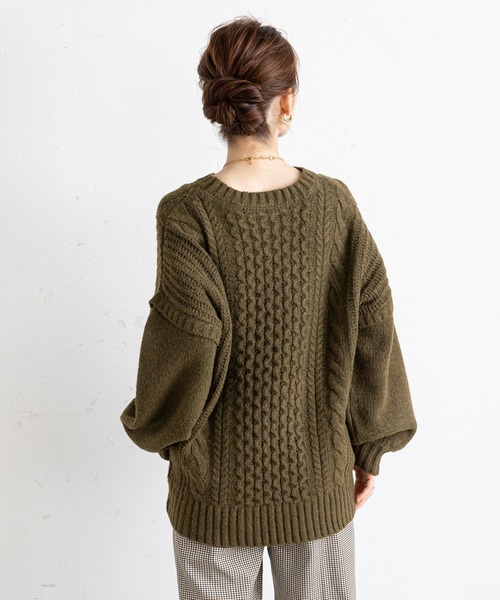 prose verse（プロズヴェール）の「袖切替ケーブル編みニット（ニット/セーター・レディース・ベージュ/ブラウン/グリーン・MEDIUM）」の14枚目の写真