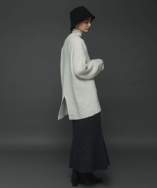SENSE OF PLACE by URBAN RESEARCH（センスオブプレイスバイアーバンリサーチ）の「ストレッチアルパカバックスリットセーター（ニット/セーター・レディース・カーキ/ブラック/アイボリー・ONE）」の10枚目の写真