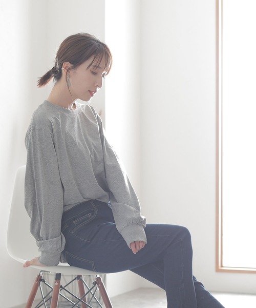 ElegChic(エレグシック)の「プチハイネック ロング スリーブプルオーバー(Tシャツ/カットソー・レディース・オフホワイト/グレイッシュベージュ/杢グレー/モカ/ブラック・M/XL/L/3L/4L)」の3枚目の写真