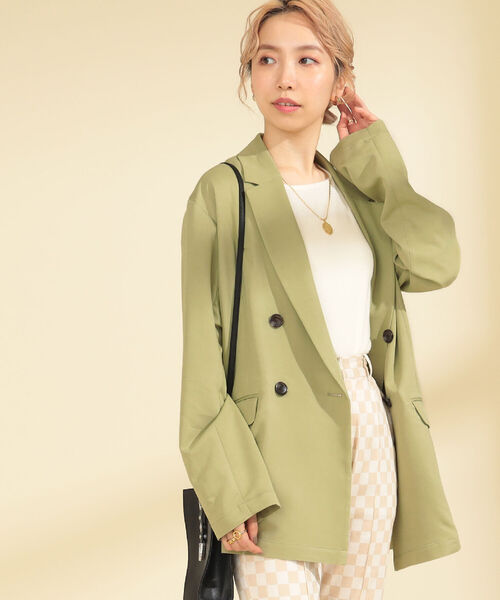 Ray BEAMS(レイビームス)の「Ray BEAMS / 4ボタン ダブル ソフト テーラードジャケット(テーラードジャケット・レディース・グリーン/ブルー・0/1)」の7枚目の写真