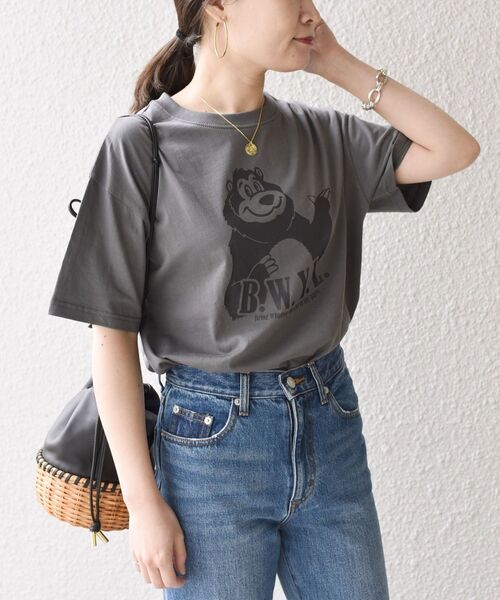 SHIPS（シップス）の「*オーガニックコットンレトロプリントTEE◆（Tシャツ/カットソー・レディース・ホワイト/ライトホワイト/ベージュ/ベージュ系/チャコールグレー/グレー系/ダークグレー・ONE SIZE）」の6枚目の写真