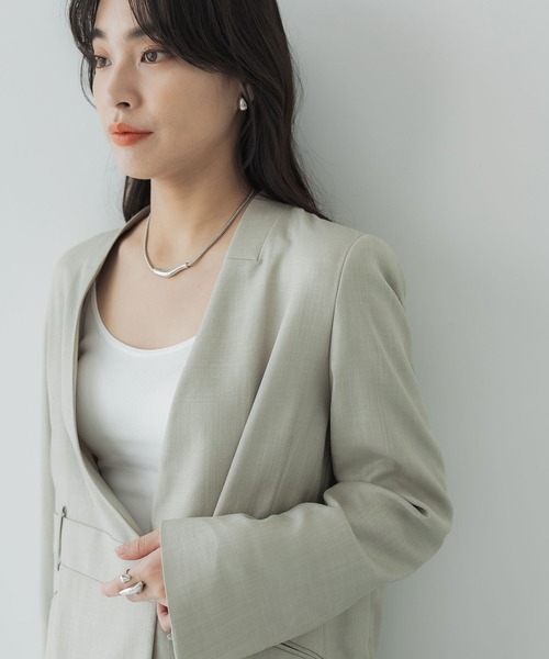 UNITED TOKYO（ユナイテッドトウキョウ）の「【完売間近！】ネオリネンカラーレスジャケット（セットアップ・レディース・ブラック/ベージュ/ブルー/ダークグリーン・1/2）」の10枚目の写真