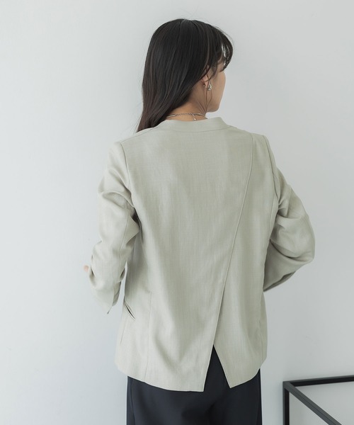 UNITED TOKYO（ユナイテッドトウキョウ）の「【完売間近！】ネオリネンカラーレスジャケット（セットアップ・レディース・ブラック/ベージュ/ブルー/ダークグリーン・1/2）」の7枚目の写真