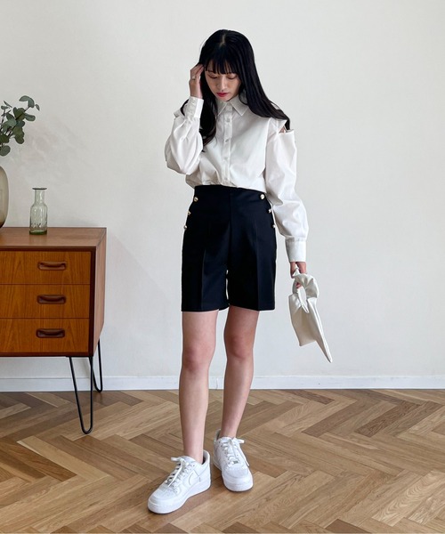 EPIMI E'PIMMY（エピミエピミー）の「金ボタンマリンショートパンツ（その他パンツ・レディース・ブラック/ネイビー/ブルー/アイボリー・MEDIUM）」の10枚目の写真