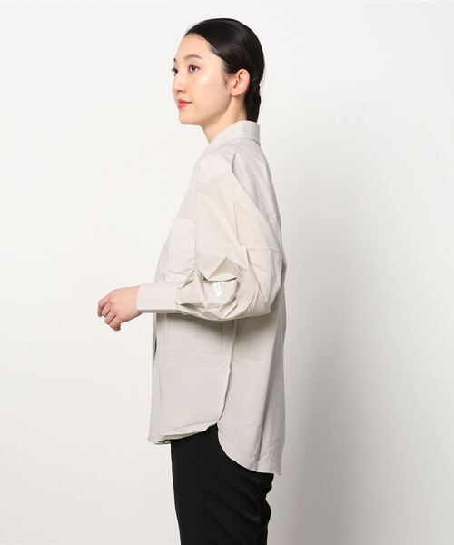Reebok(リーボック)の「 クラシック ボタンアップ ロングスリーブシャツ / Classics Button-Up Long Sleeve Shirt /(シャツ/ブラウス・レディース・ベージュ系その他/グリーン系その他・MEDIUM/LARGE/SMALL/X-LARGE)」の7枚目の写真
