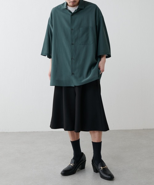 Lui's（ルイス）の「キュプラ混ワイドシャツ（シャツ/ブラウス・メンズ・ブラック/ダークブラウン/グリーン・FREE）」の11枚目の写真