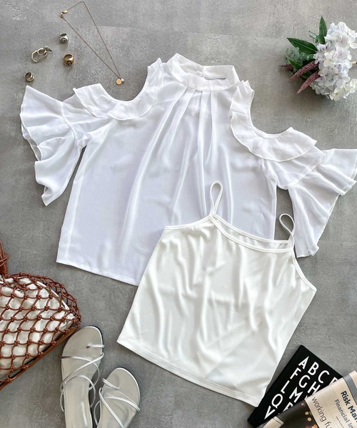 meltie きらきらショルダーフリルブラウス ホワイト meltie きらきらショルダーフリルブラウス ホワイト