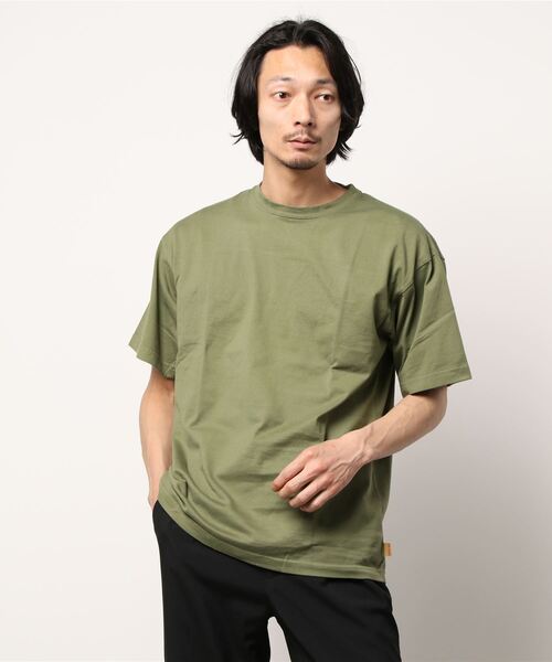 291295=HOMME(ニーキューイチニーキューゴーオム)の「【291295=HOMME 】 製品染め クルーネック SS TEE/Tシャツ(Tシャツ/カットソー・メンズ・ベージュ/カーキ/ブルー系その他/レンガ・2/3)」の2枚目の写真