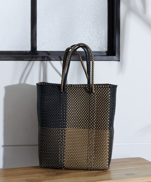 OUVRAGE CLASSE（ウヴラージュクラス）の「【Moon Bird／ムーンバード】メルカドバック【S】縦長（トートバッグ・レディース・ブラック/ゴールド・FREE）」の2枚目の写真