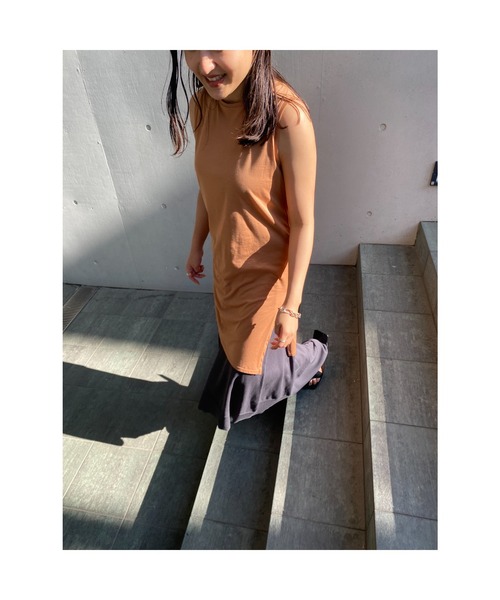 BLACK BY MOUSSY(ブラックバイマウジー)の「gauze long tanktop(ガーゼロングタンクトップ)(タンクトップ・レディース・ホワイト/ブラック/パープル/オレンジ・FREE)」の9枚目の写真