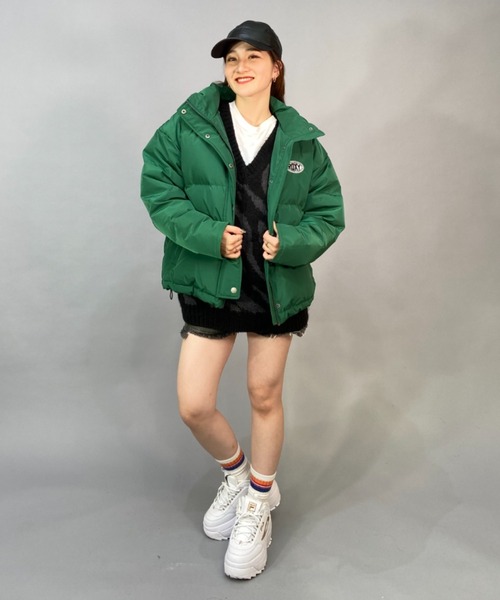 ROXY(ロキシー)の「ROXY SKATE/ロキシースケート ビッグシルエット/オーバーサイズ /無地/総柄ワンポイントロゴダウンジャケット RJK224601T(ダウンジャケット/コート・レディース・グリーン/マルチ/ブラック・L/M)」の17枚目の写真